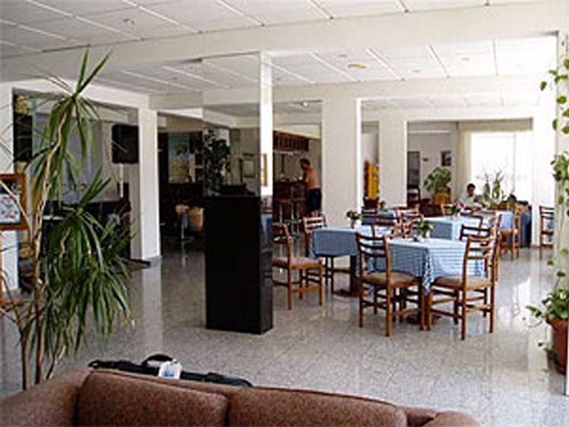 Valana Hotel Apartments Limassol Exterior foto